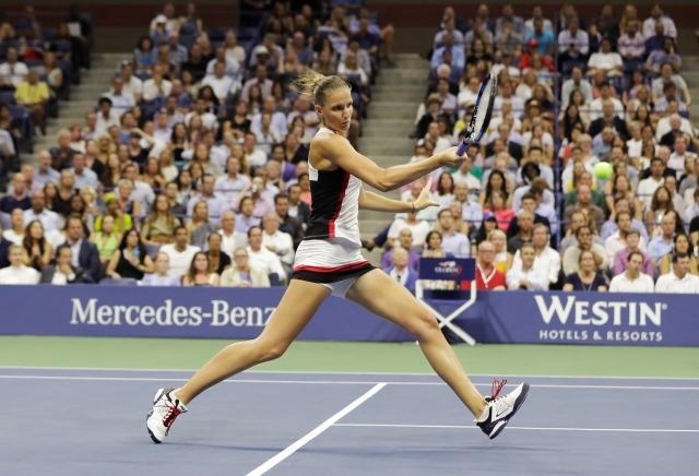 Karolina Pliškova je z zmago proti Sereni Williams in uvrstitvijo v finale dosegla uspeh kariere (Foto: AP)