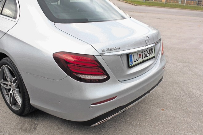 Mercedes-benz razred E in volvo S90: Predsednik in njegov šofer