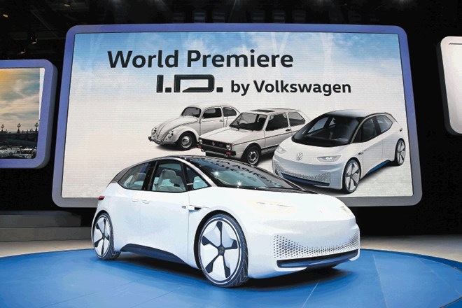 Volkswagen I.D. – na cestah bo leta 2020. Elektromotor ima 170 KM (125 kW), doseg pa znaša 600 kilometrov.