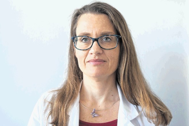 Doc. dr. Janja Pretnar Oblak, predstojnica kliničnega oddelka za vaskularno nevrologijo in intenzivno nevrološko terapijo UKC...