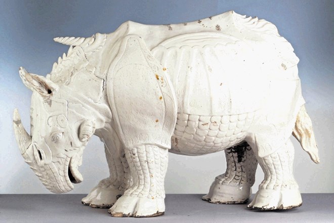 Johann Gottlieb Kirchner je porcelanastega  nosoroga naredil po Dürerjevem zgledu.