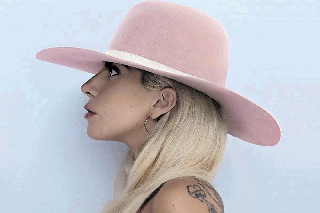 Peti album, ki nosi njeno srednje ime Joanne, si je Lady Gaga omislila kot zaključno dejanje svojega (samo)potrjevanja v...