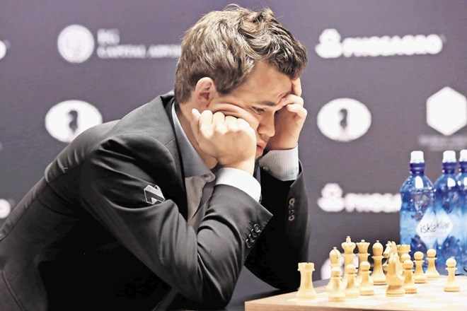 Magnus Carlsen se včasih obnaša kot diva, ki za svoj nastop potrebuje popoln mir.