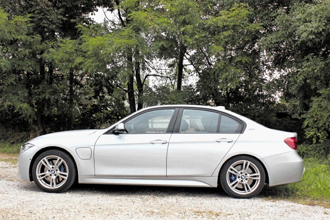 BMW serije 2 priklopni hibrid  in BMW serije 3 priklopni hibrid: Ob takih bodo dizli kmalu preteklost