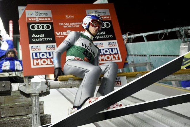 Maciej Kot je bil najdaljši v kvalifikacijah (Foto: Reuters)