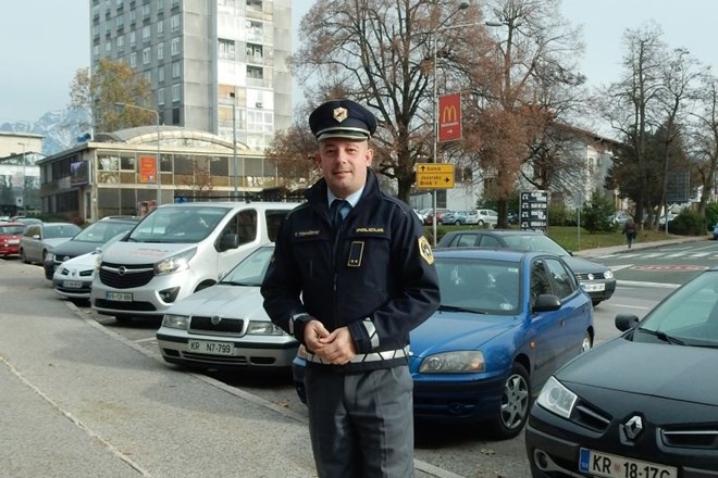 Tomaž Tomaževic, nagrajeni prometni policist: Fizike se na cesti ne da pretentati