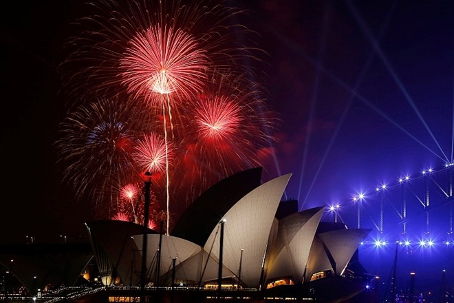V Sydneyju se je ognjemet pričel že pred polnočjo. (Foto: Reuters)