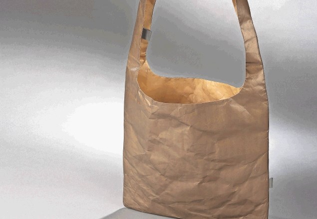 Večnamensko uporabna ekološka vrečka iz recikliranega papirja