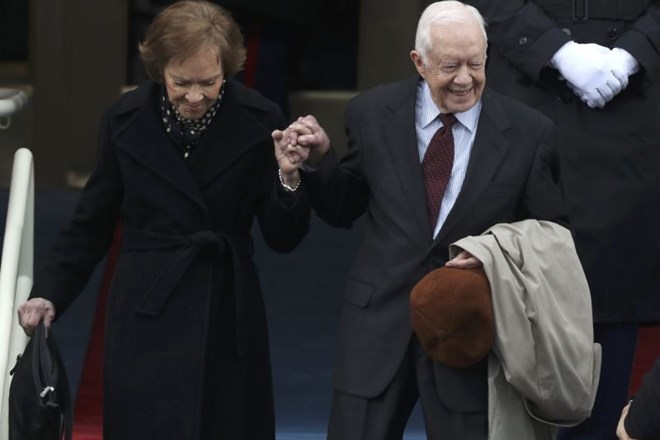 Nekdanji predsednik Jimmy Carter in soproga Rosalynn. (Foto: AP)