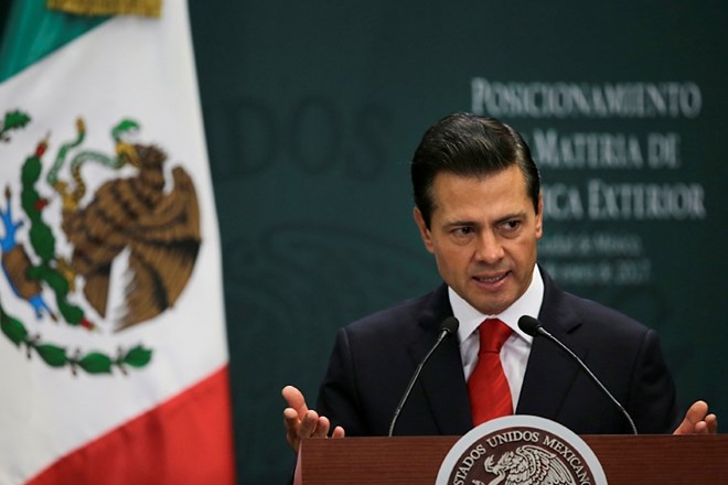 Mehiški predsednik po Trumpovem ultimatu že odpovedal obisk ZDA
