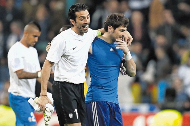 Gianluigi Buffon in Iker Casillas sta zaznamovala nogometno obdobje v zadnjih petnajstih letih.