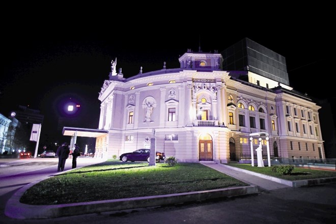 SNG Opera in balet Ljubljana: pred šestimi leti so prenovljeno stavbo slavnostno odprli, še vedno pa se ukvarjajo z...