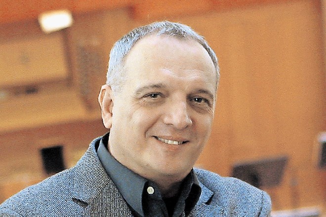 Direktor Slovenske filharmonije Damjan Damjanovič: je res promoviral ustanovo ali predvsem sebe?