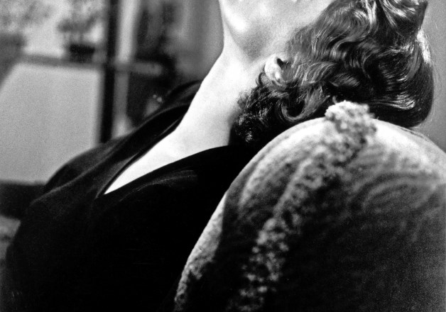 Leta 1946 je nekaj mesecev preživel v Hollywoodu, kjer je med drugim fotografiral Ingrid Bergman med snemanjem Hitchcockovega...