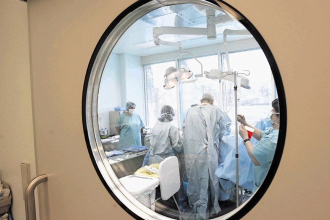 Na Onkološkem inštitutu Ljubljana  pripravljajo program dnevne bolnišnice s pospešenim okrevanjem, da bi bolnik isti dan po...