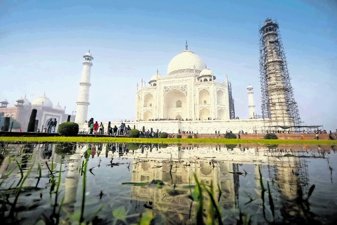 V Indiji skoraj ne moremo mimo slavnega Tadž Mahala.