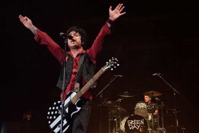 Green Day Stožice na noge spravili že s prvo pesmijo