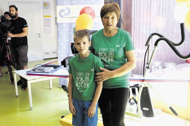 Zaradi blage cerebralne paralize sta tudi Marko in njegova babica Jožica iz Suhorja pri Metliki večkrat na rehabilitaciji v...