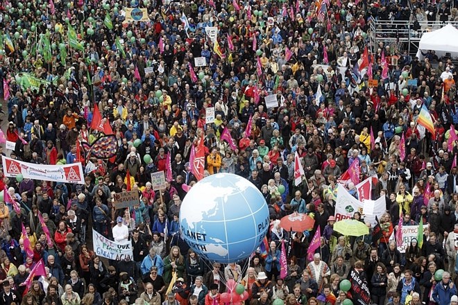 V Hamburgu na tisoče protestnikov proti vrhu skupine G20