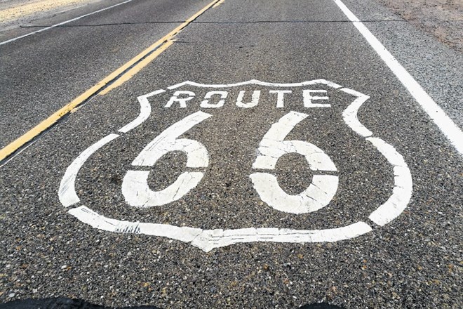 Route 66 je ena najbolj slikovitih cest na svetu. Bolj kot pri Američanih je priljubljena pri Evropejcih.