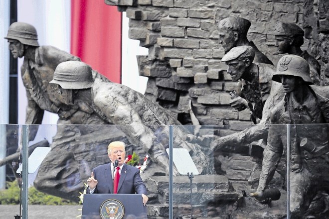 Ameriški predsednik je imel govor ob spomeniku varšavski vstaji proti nacistom leta 1944.