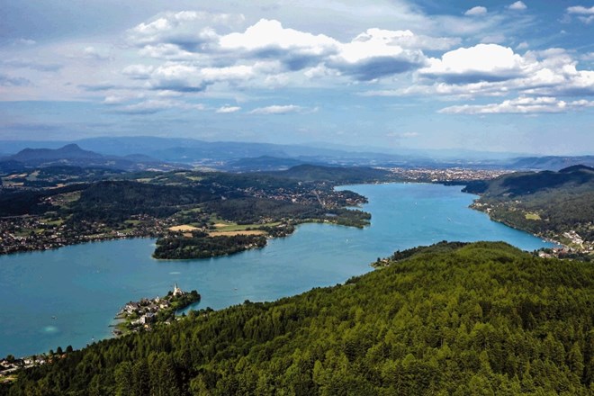 Vrbsko jezero ima več kot 42 kilometrov obale.
