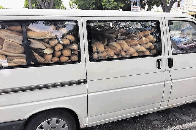 Dnevni odmerek povprečnega Dalmatinca vključuje tudi  prevažanje kruha ali dreves z avtomobilom.