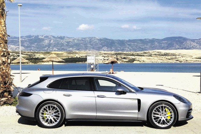 Porsche panamera sport turismo: »Vsiljivka« z dodano vrednostjo prebuja čustva