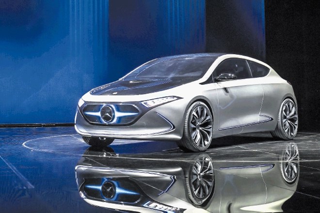 Mercedes-benz EQA concept