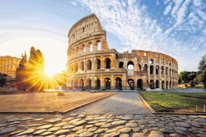 Rimski Kolosej, največji še stoječi amfiteater na svetu