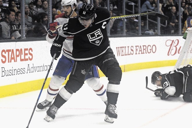 Anže Kopitar je na šestih tekmah v NHL  zabil štiri gole.
