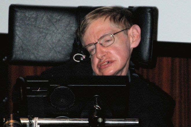 Doktorat Stephena Hawkinga  iz leta 1966 je prvič prosto dostopen