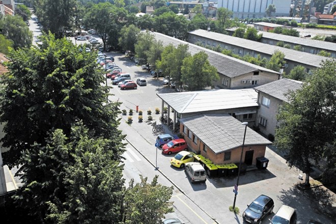 Ljubljanski župan je stanovalcem ob Parmovi ulici povedal, da bodo v občinskem podrobnem prostorskem načrtu za območje...