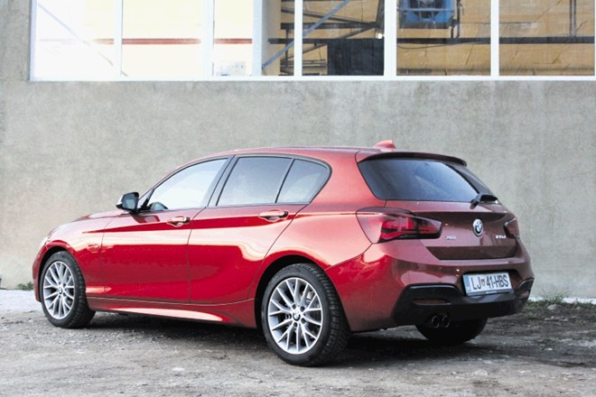 BMW serije 1 in seat leon: Vsota majhnih razlik še vedno manjša od ene velike