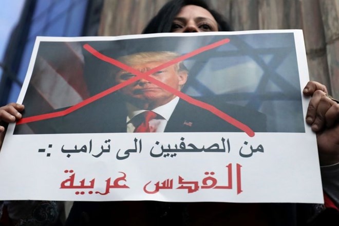  Na palestinskih območjih v protestih proti Trumpovi odločitvi več poškodovanih