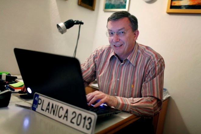 Andrej Stare, slovenski zdravnik in športni reporter.