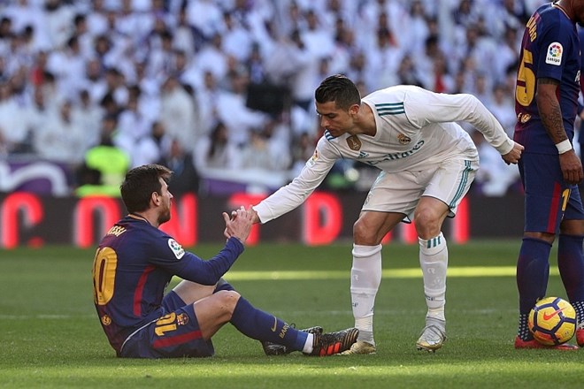 Messi je brez težav izkoristil enajstmetrovko za dvojno vodstvo Barcelone.