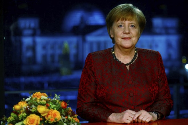 Angela Merkel med izrekanjem včerajšnje novoletne poslanice.