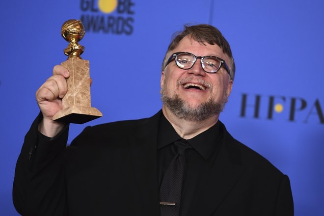 Globus za najboljšo režijo je odnesel Guillermo del Toro za fillm Obliko vode. AP