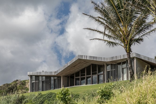 Havajski dom slovenske družine na otoku Maui z enkratnim razgledom na ocean  