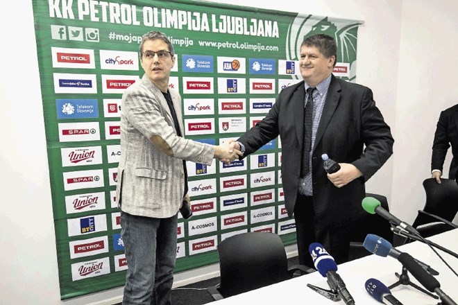 Novi trener košarkarjev Olimpije Zoran Martić (levo) in direktor kluba Roman Lisac sta se (za zdaj) dogovorila za sodelovanje...