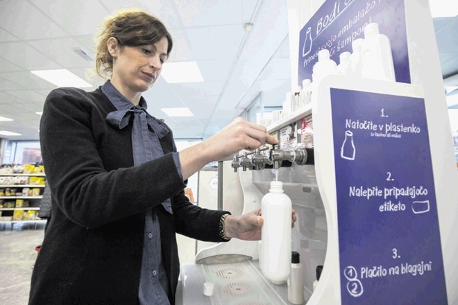 V Ljubljani so odprli prvo   točilnico šamponov in mil