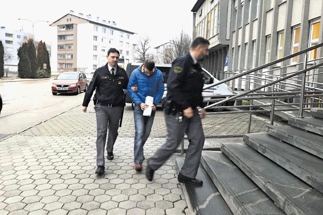 Obtoženi Gregor Drnovšek si želi, da bi bil postopek čim prej končan in bi lahko začel prestajati kazen, saj je v priporu...