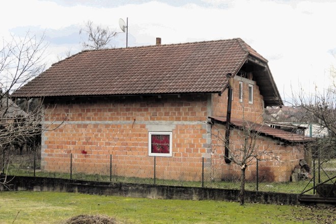 Hiša Boga Rozmana Šabiča v Šmihelu naj bi bila vredna 123.000 evrov.