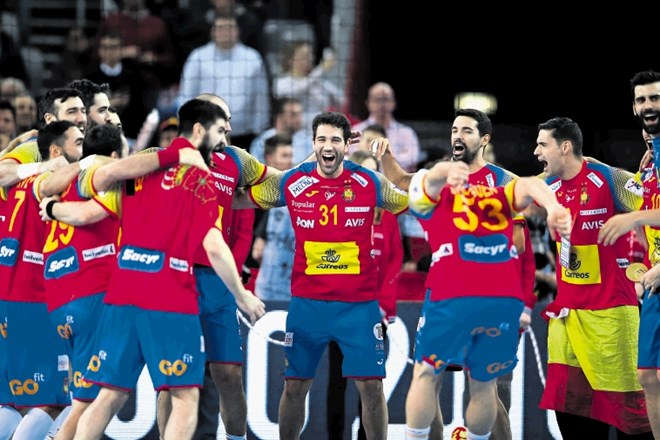 Španci šele v petem finalu do prvega zlata