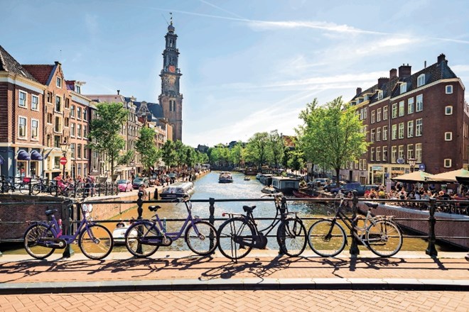 Če se želite prepustiti urbanemu ritmu Nizozemske, potem le na kolo.