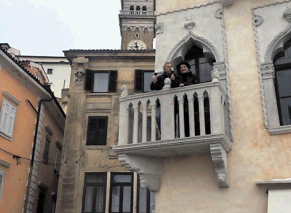Obiskovalci so se lahko razvajali s penino na balkonu piranske Benečanke.