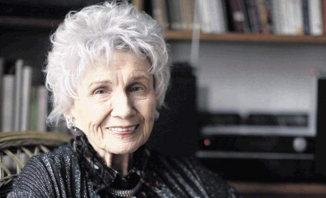 Alice Munro je Nobelovo nagrado leta 2013 prejela za opus, sestavljen izključno iz kratkih zgodb.