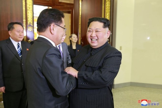 Kim Jong Un zdaj za dialog o razoroževanju in za srečanje s predsednikom Južne Koreje