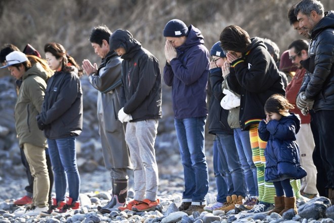 Na Japonskem se ob obletnici spominjajo žrtev potresa in jedrske nesreče v Fukušimi